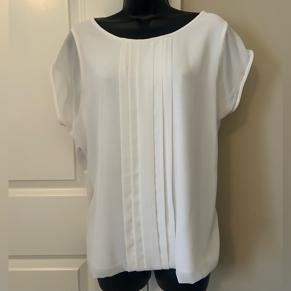 Boden Cream/Off-White Pleated Women's Blouse